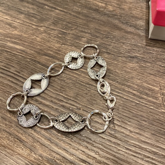 Premier Designs Necklace and Bracelet - Picture 2 of 6